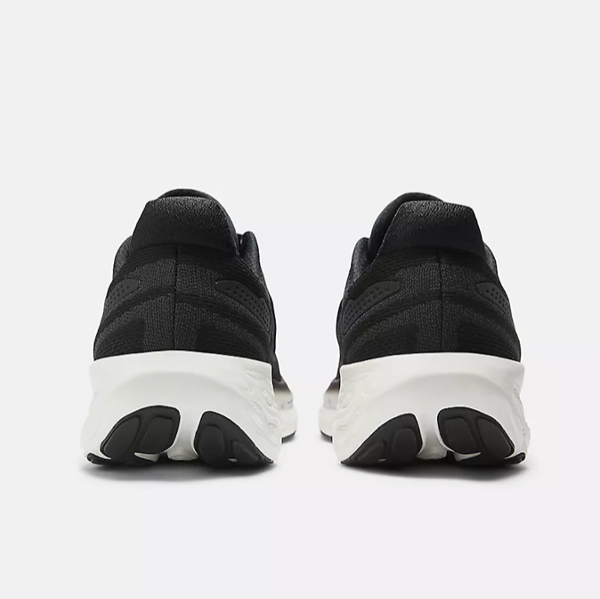New Balance Men display picture 3