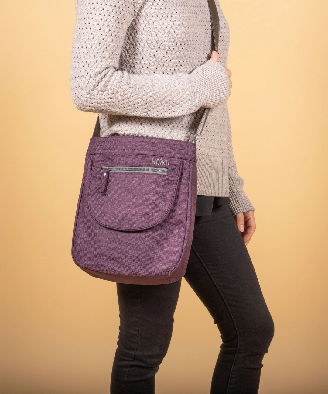 Haiku Jaunt Crossbody Bag Wesley s Shoes